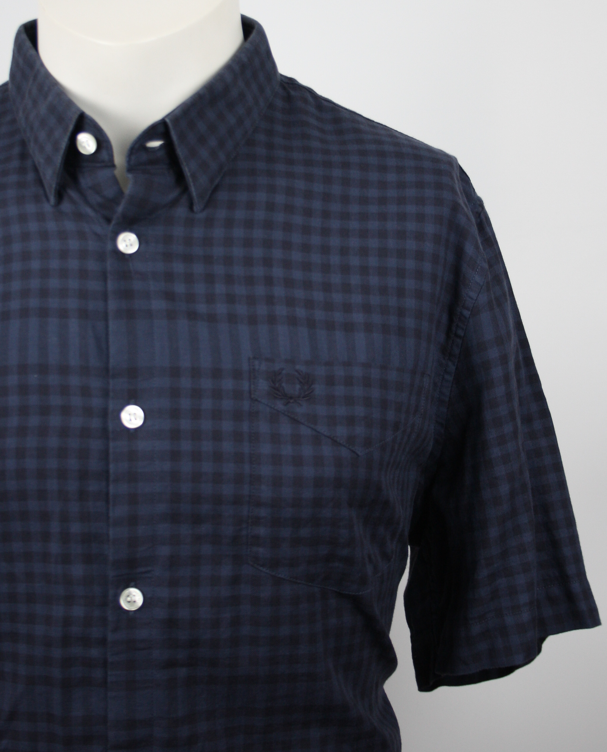 Fred Perry Hidden Buttondown Hemd Dark Blue/Grey checkered pattern Größe XL