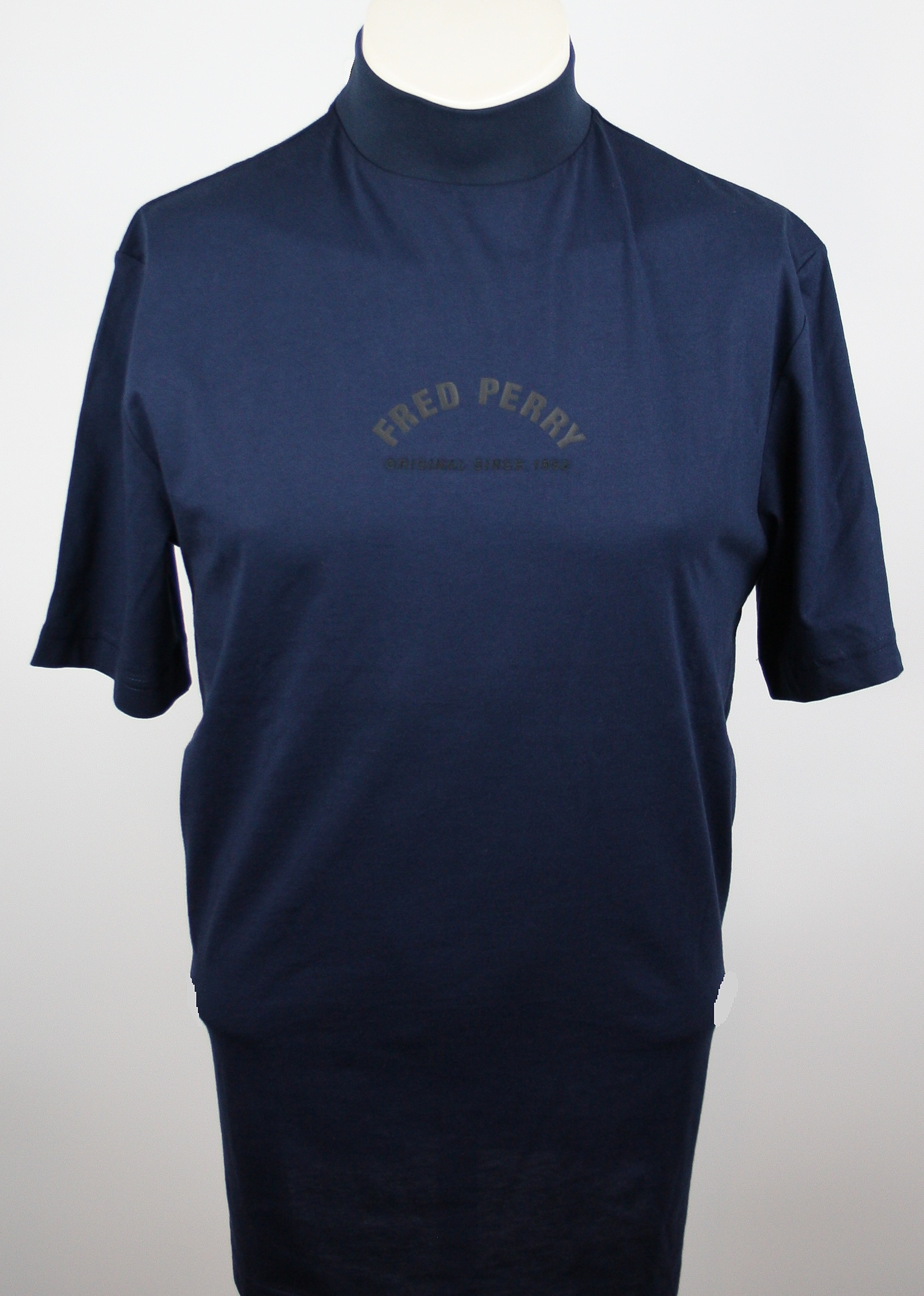 Fred Perry Ladies' High Neck T-Shirt Carbon Blue Größe UK10/ D 36 *Neuwertig mit Etikett* B-Ware